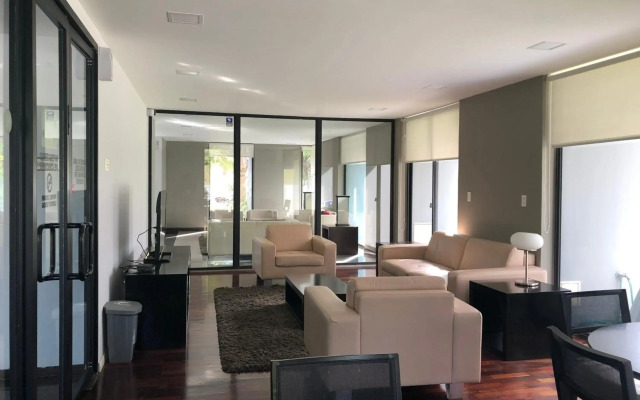 Edificio Jardines del Country Piso 19