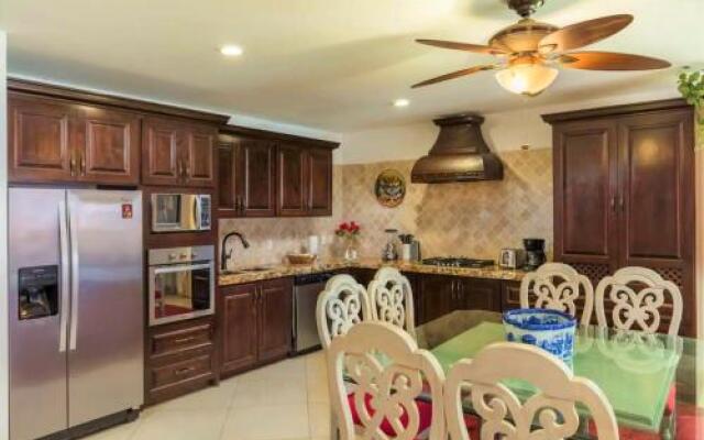 2br Villa with Ocean View And Pool