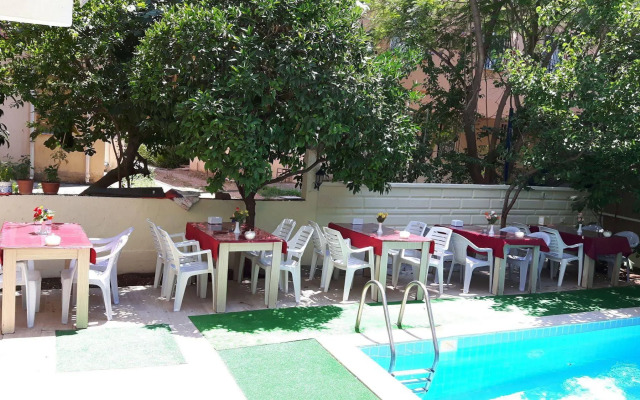 Kafkas Hotel
