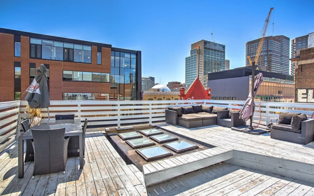 Destination Stays - LOFT HOUSE Quartier des Spectacles