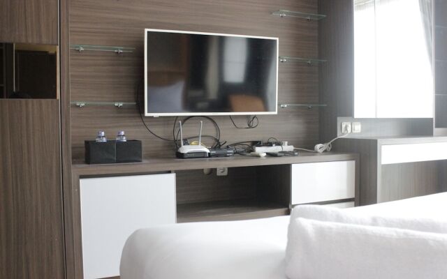 Modern Chic Studio Apartment at Tamansari La Grande near BIP