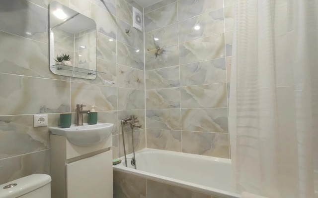 Апартаменты на улице Коммунаров 225