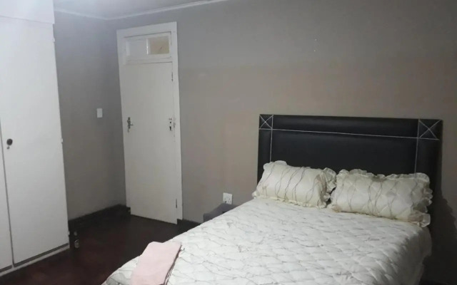 Coolden guest house