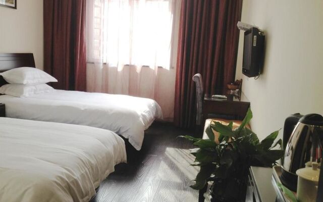 New Screen Hotel