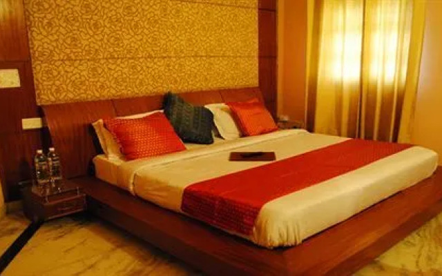 Hotel Queens Pearl