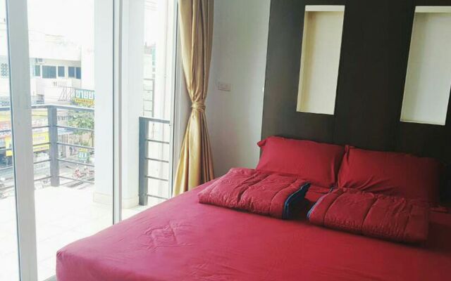 Goldengate Guesthouse - Hostel