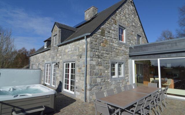 Luxurious Villa With Pool in the Ardennes