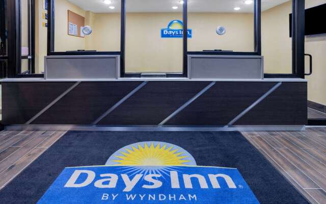 Days Inn by Wyndham Bronx NYC