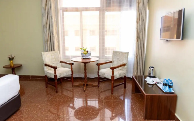 Maxland Hotel