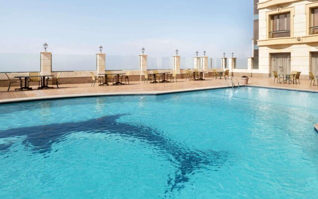 Ramada Al Hada Hotel And Suites