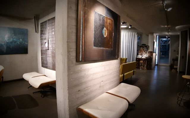 ArtHouse