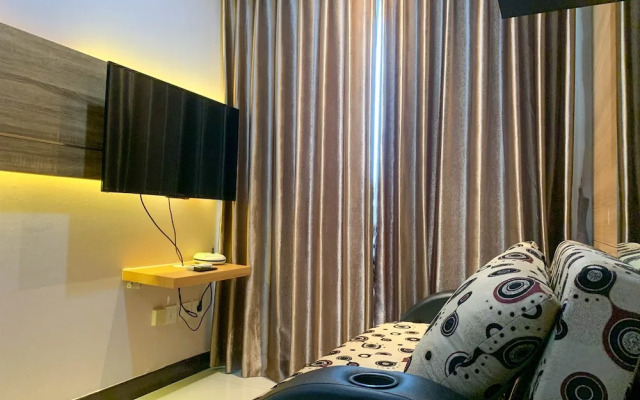Nice And Strategic 1Br At Sky Terrace Apartment