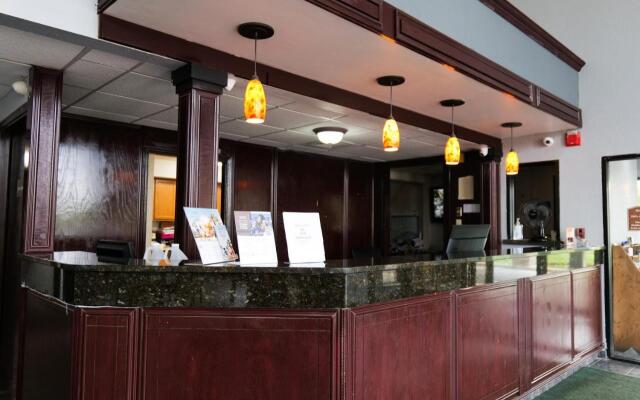 Baymont by Wyndham Flint Airport North