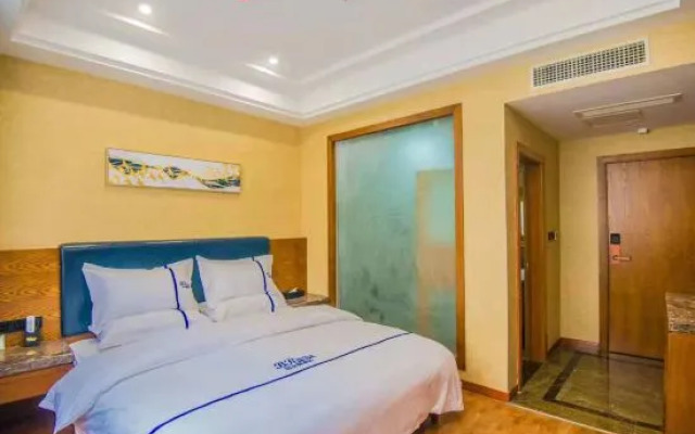 Pullman Tianzhu Hotel