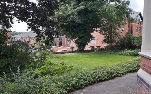Pelham House