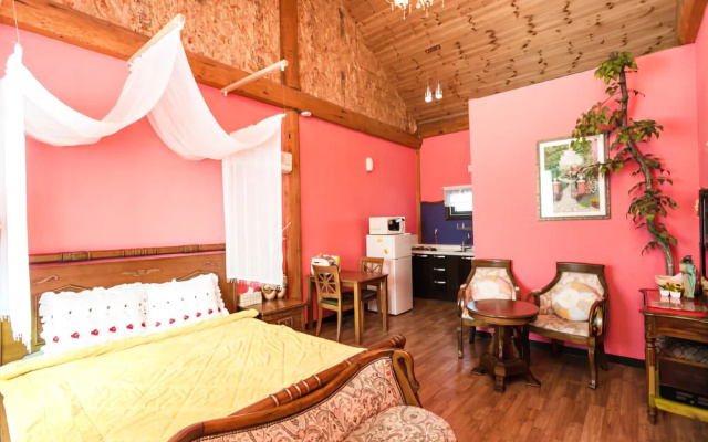 Anmyeondo Myoungpoom House Pension