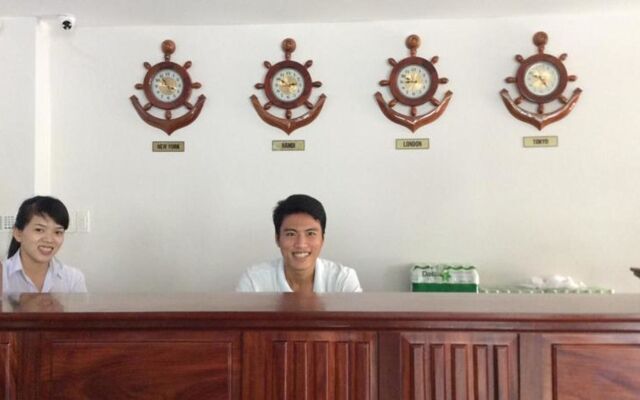Holiday Phu Quoc Hotel