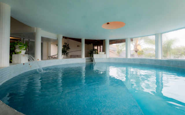 Portal del Lago Hotel