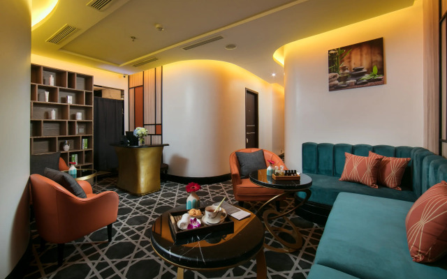 Rising Dragon Legend Hotel
