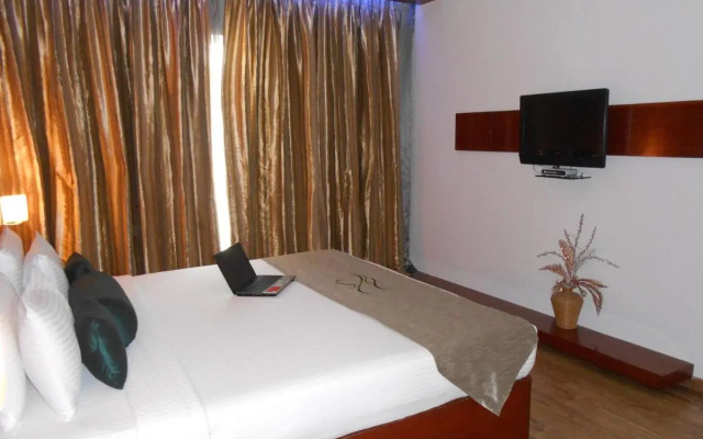 The Citrine Hotel - Seshadripuram