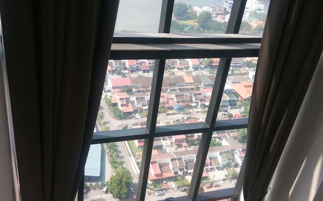 M City Apartment