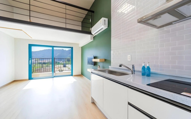 CozyCove Boutique Hotel