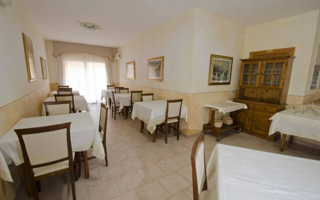 Hotel Gabbiano - Agenzia Isola Rossa