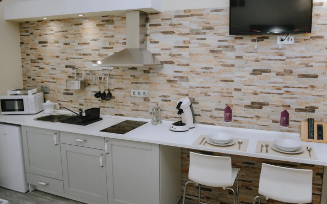 ERES EMÉRITA "Apartamentos & Suites"