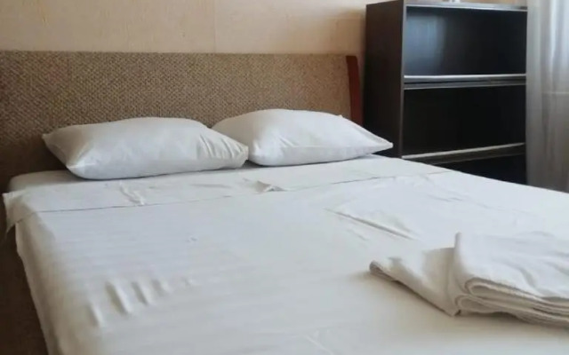 Apartments on Leiteisen Street