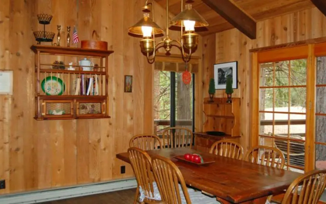 RedAwning Cabin #17B Tylers Bungalow