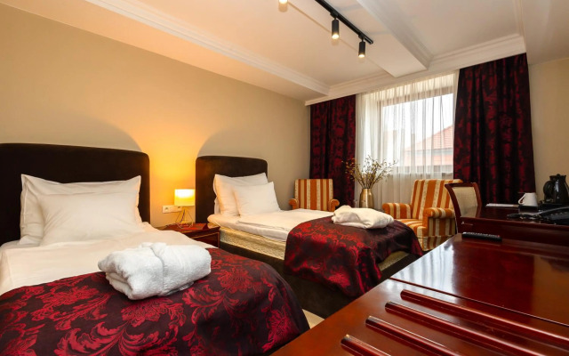 Grand Hotel Sole (ex. Hotel Golden Hoffer & Best Western Hotel Dituria)