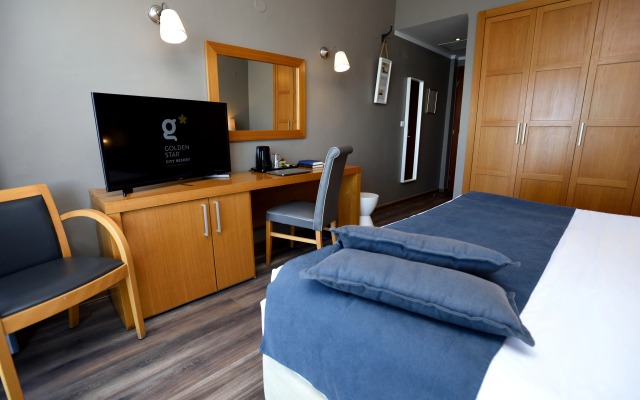 Golden Star City Resort