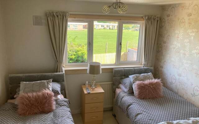3bed House - Family Friendly - Close To Lochness