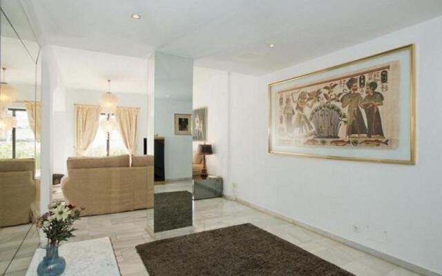 Apartment in Marbella, Malaga 102955
