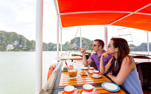L'Azalee Classic Day Cruise 4,5 hours