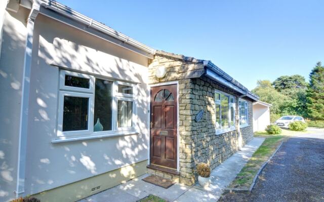 Lovely and Comfortable Holiday Home in Quiet and Stunning Surrounding Area of Begelly