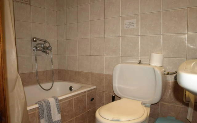 Kastro Studios Apartments