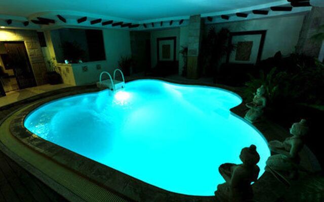 Fresh Inn Hotel