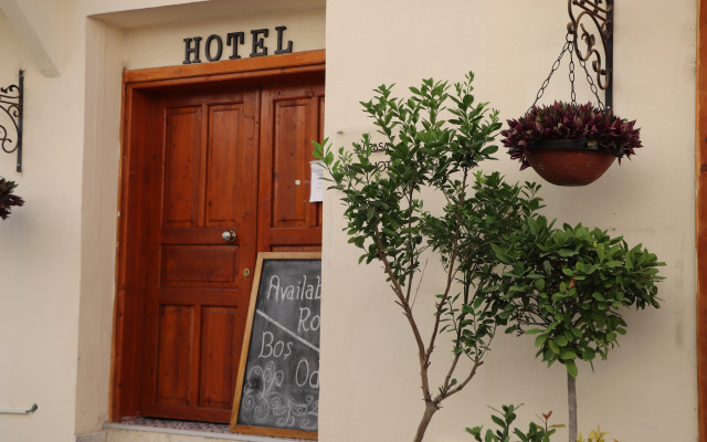 Tu Casa Linda Hotel