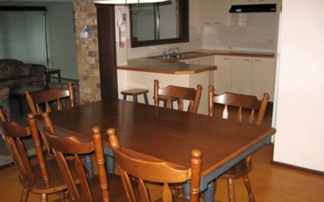 Government Rd 108 - Shoal Bay