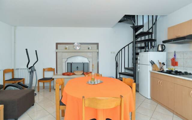 Apartments Veljko 100