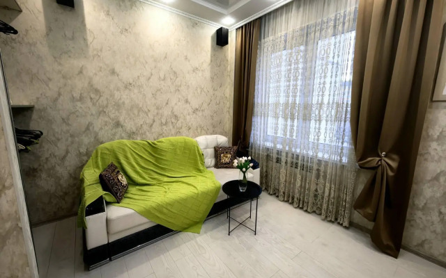 Апартаменты на улице 60 лет Октября 27