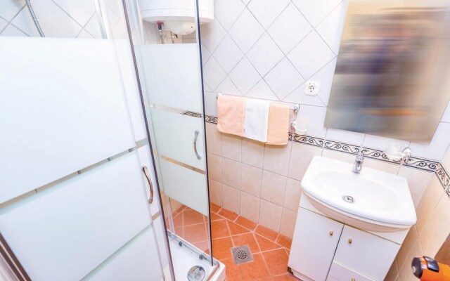 Beautiful Home in Crikvenica With Wifi and 3 Bedrooms