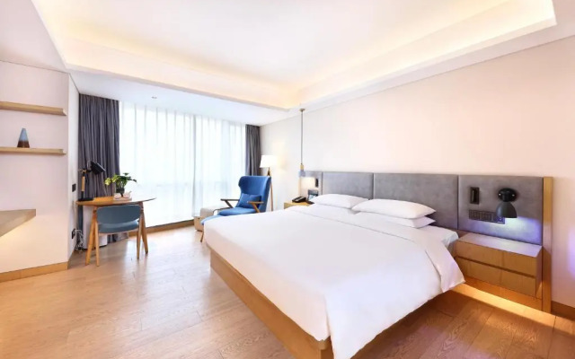 Joy City Hotel & Apartment