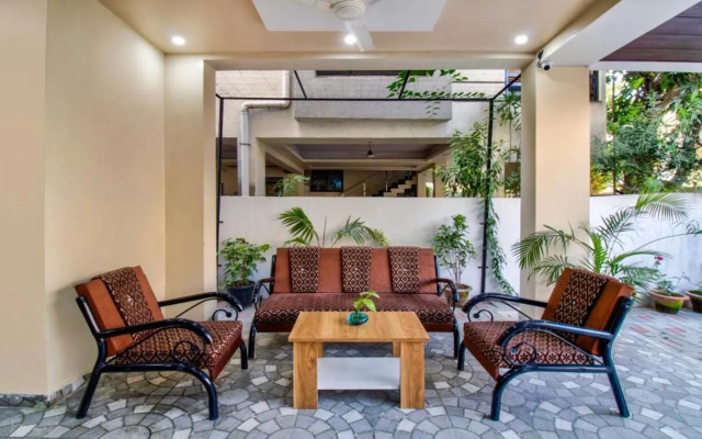 Treebo Trip Shri Guru Service Apartment