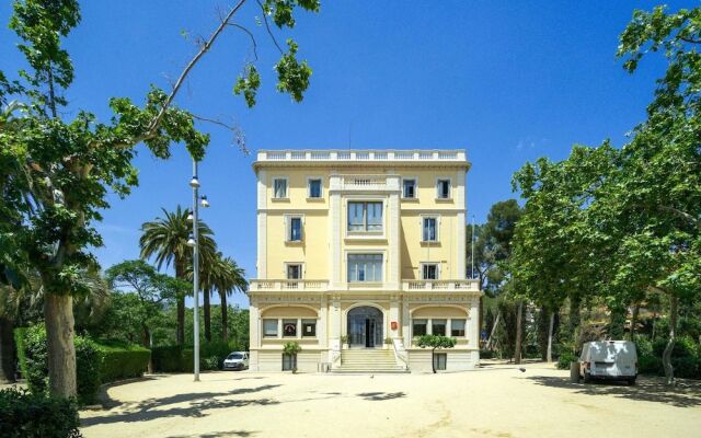 hotelImage