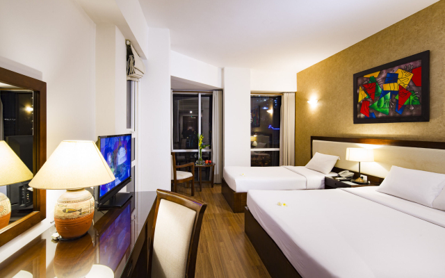 Starlet Hotel