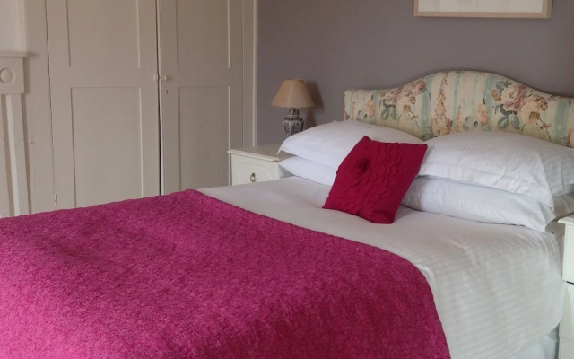Bolt Hole Earnley