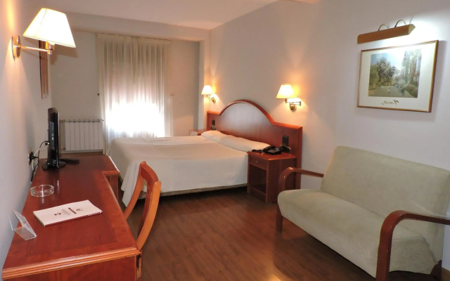 Hotel El Nogal