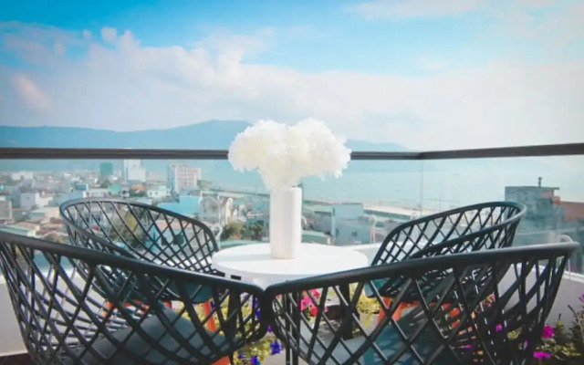 Crystal Le Apartment